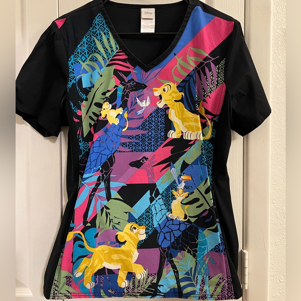 Disney Lion King Scrub Top - M